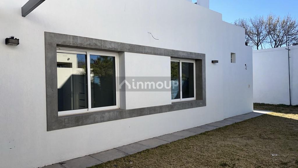 Casa en Alquiler en Godoy Cruz, Mendoza