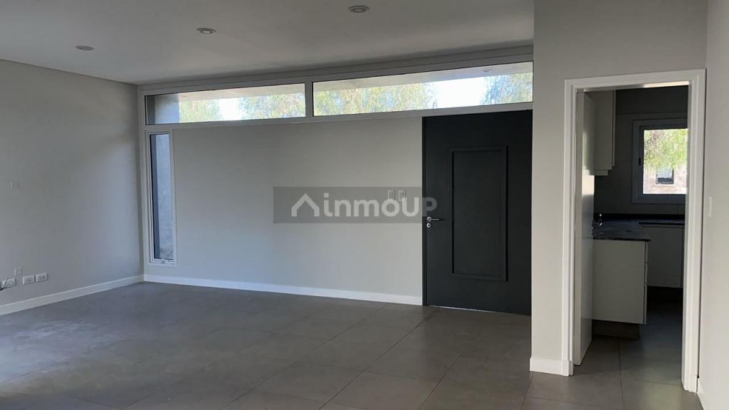 Casa en Alquiler en Godoy Cruz, Mendoza
