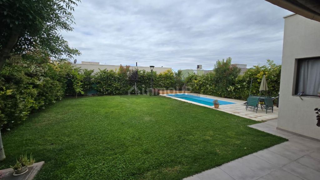 Casa en Venta en Guaymallen, Mendoza