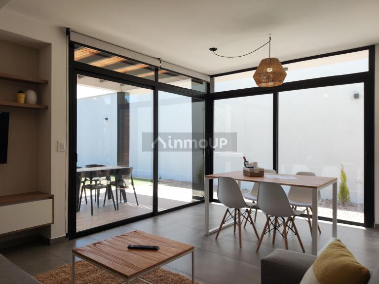 Casa en Alquiler en Lujan de Cuyo, Mendoza