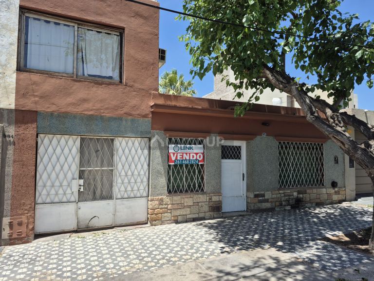 Casa en Venta en Guaymallen, Mendoza