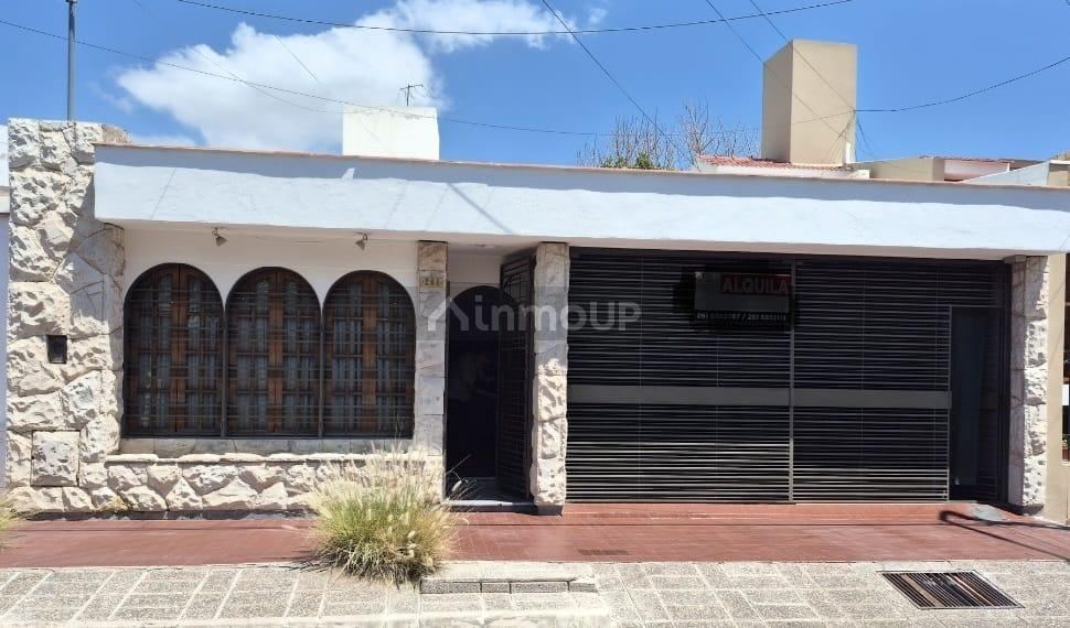 Casa en Venta en Guaymallen, Mendoza