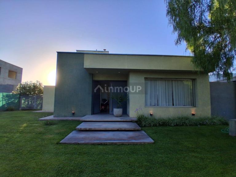 Casa en Venta en Maipu, Mendoza