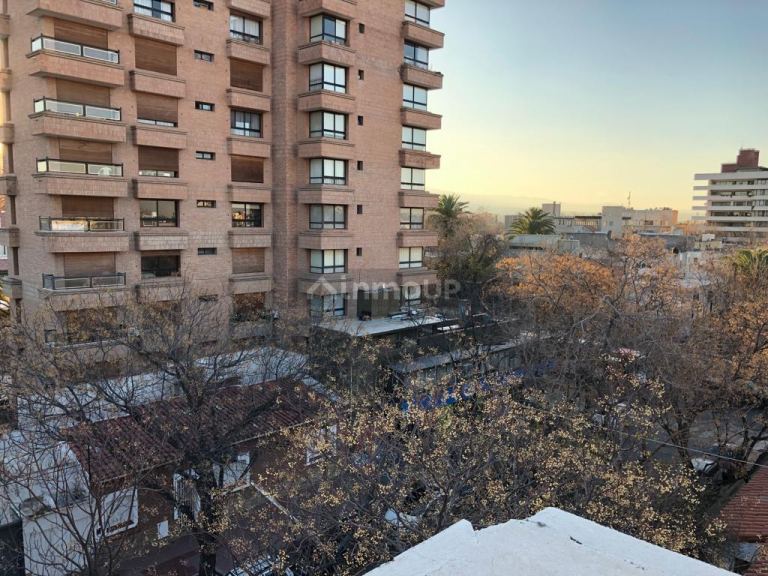 Departamento en Venta en Capital, Mendoza