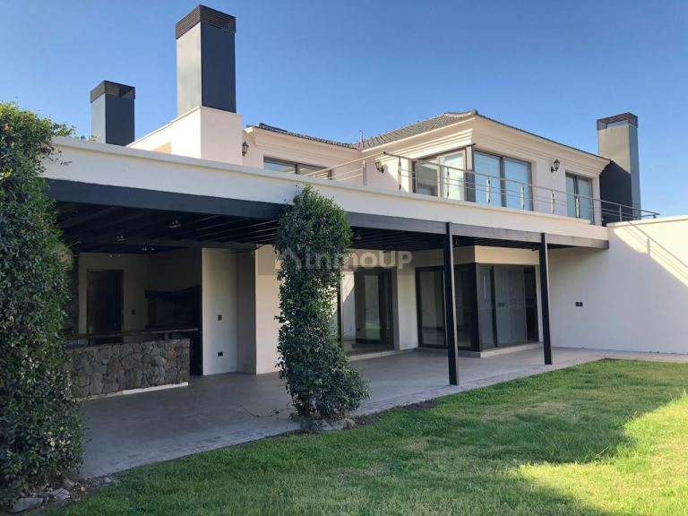 Casa en Alquiler en Lujan de Cuyo, Mendoza