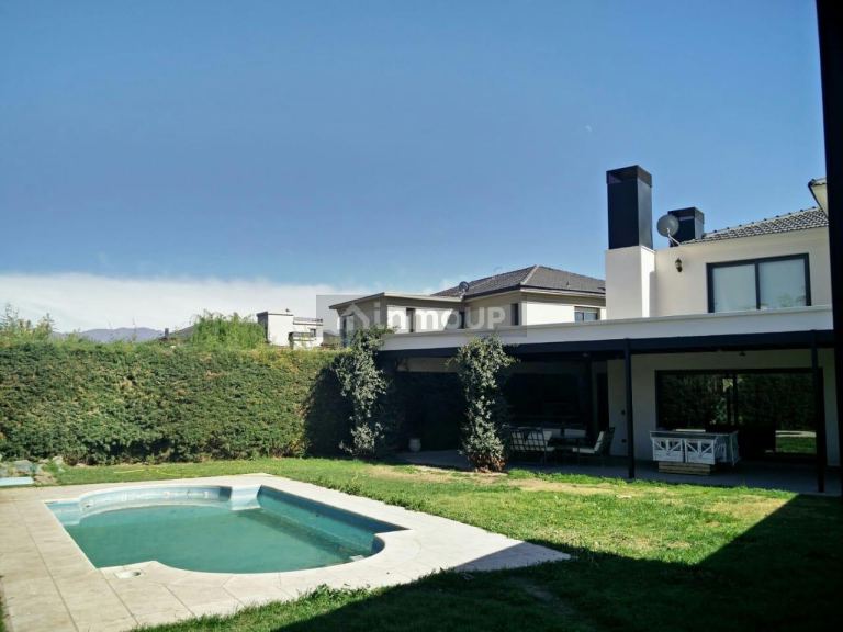 Casa en Alquiler en Lujan de Cuyo, Mendoza