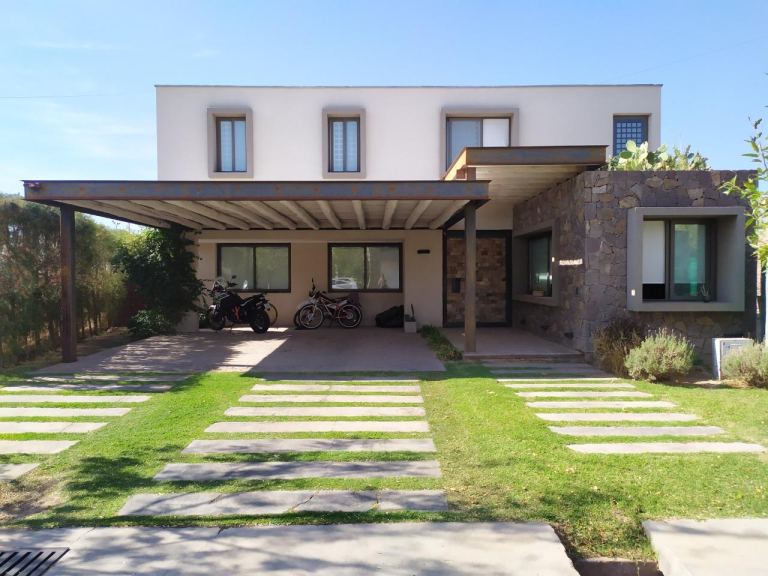 Casa en Alquiler en Guaymallen, Mendoza