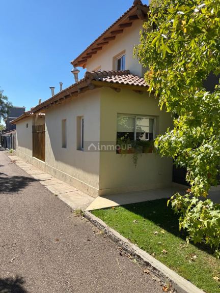 Casa en Venta en Godoy Cruz, Mendoza