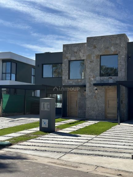 Duplex en Venta en Lujan de Cuyo, Mendoza