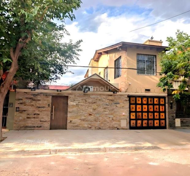 Casa en Venta en Guaymallen, Mendoza