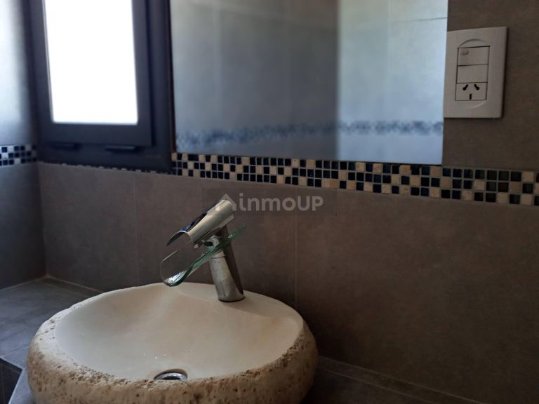 Casa en Alquiler en Guaymallen, Mendoza