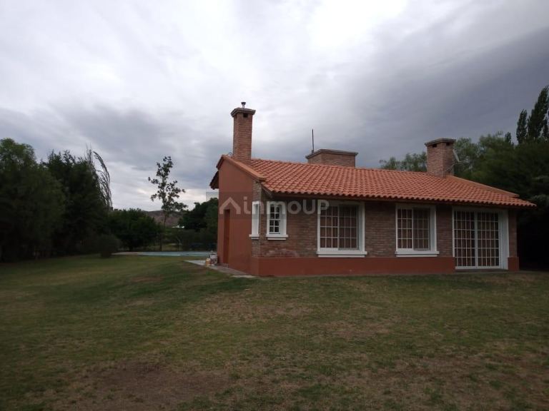 Casa en Alquiler en Maipu, Mendoza