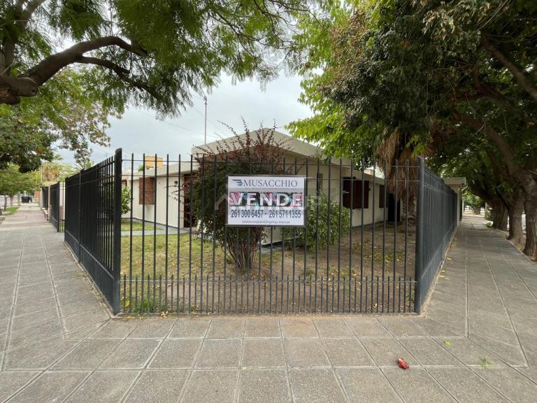 Casa en Venta en Guaymallen, Mendoza