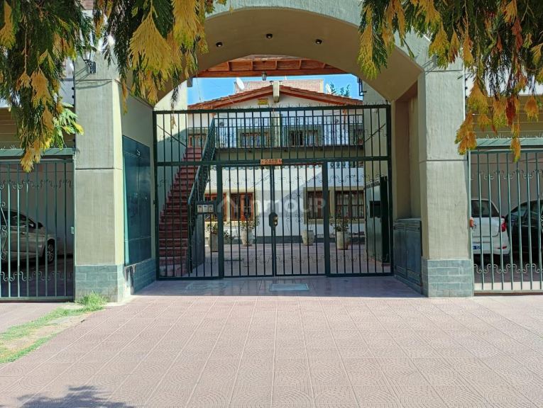 Guaymallen Sobre calle Gutierrez entre Comodoro Rivadavia y Cadetes Chilenos