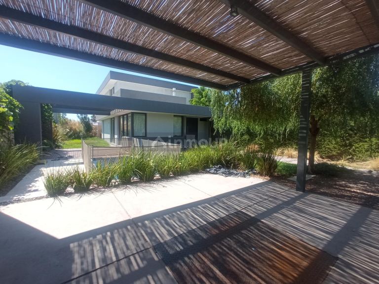 Casa en Venta en Maipu, Mendoza