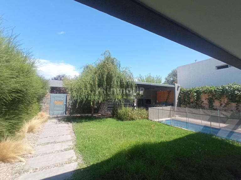 Casa en Venta en Maipu, Mendoza