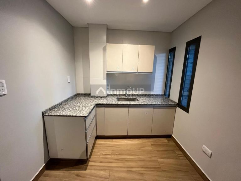 Oficina en Alquiler en Godoy Cruz, Mendoza