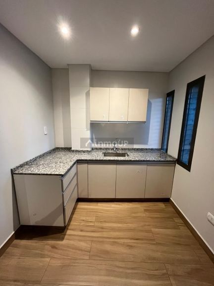 Oficina en Alquiler en Godoy Cruz, Mendoza