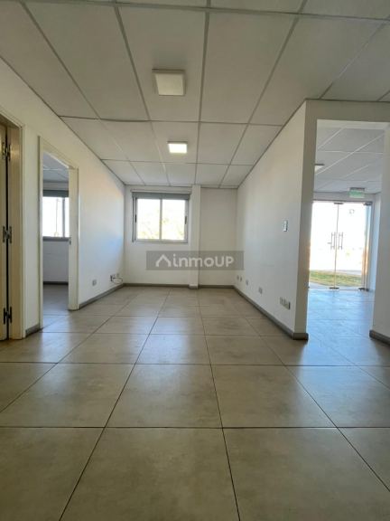 Galpon en Alquiler en Maipu, Mendoza - USD 4.000 | Inmoup - 16