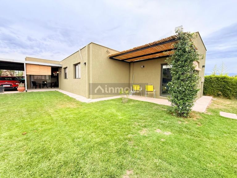 Casa en Venta en Maipu, Mendoza