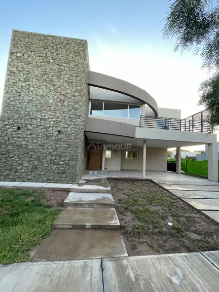 Lujan de Cuyo Vieytes 3301