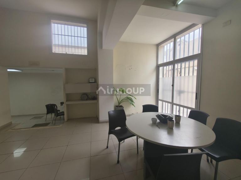 Casa en Venta en Capital, San Juan - USD 230.000 | Inmoup - 6