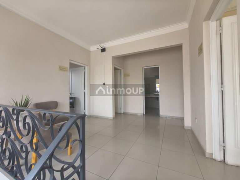Casa en Venta en Capital, San Juan - USD 230.000 | Inmoup - 9