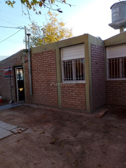 Pocito Bº Uñac. Calle 12 y David Chávez. Mza G. Casa 15.