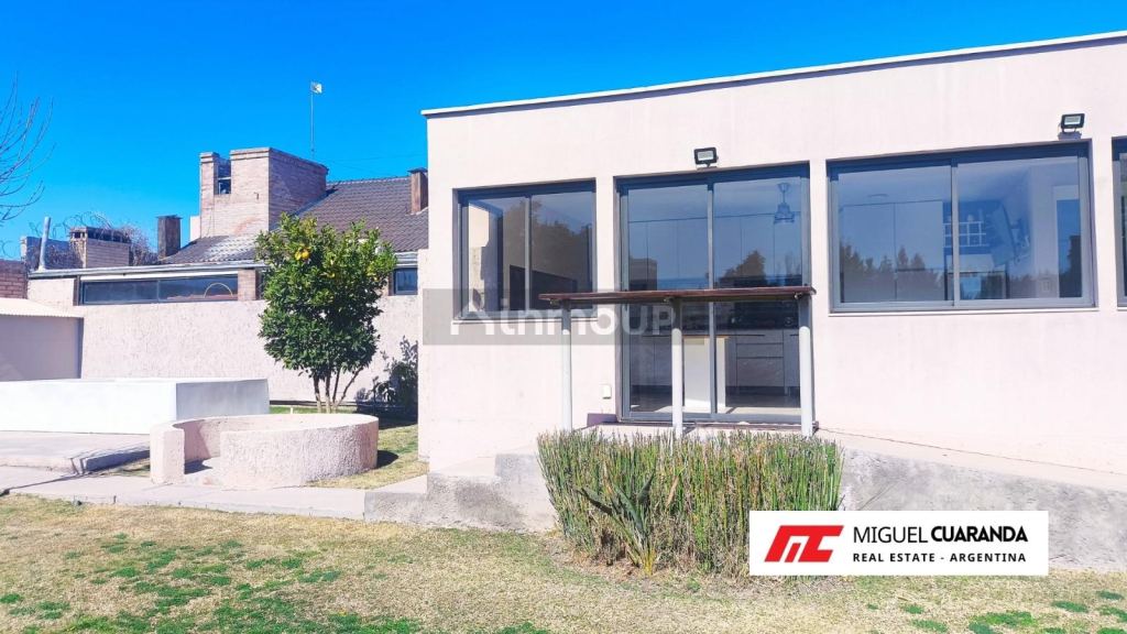 Casa en Venta en Guaymallen, Mendoza - USD 220.000 | Inmoup - 18