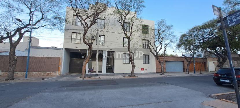 Cochera en Venta en Godoy Cruz, Mendoza