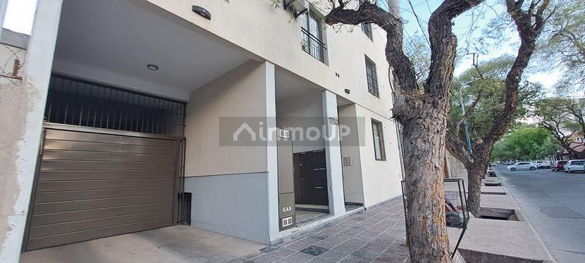 Cochera en Venta en Godoy Cruz, Mendoza