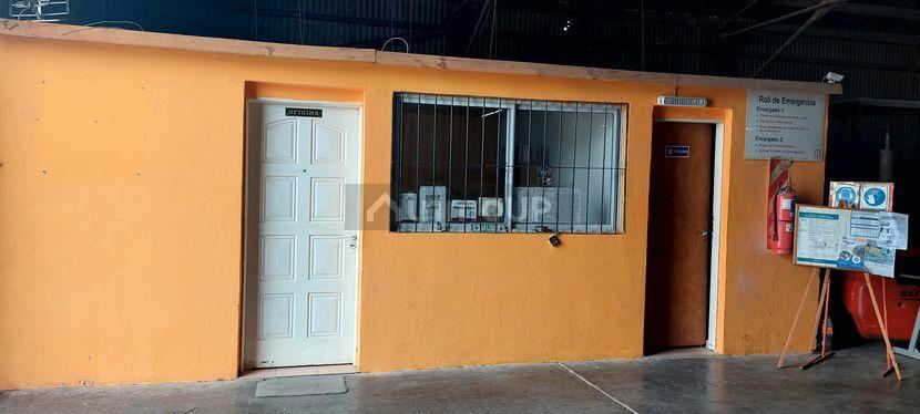 Fábrica en Venta en Lujan de Cuyo, Mendoza