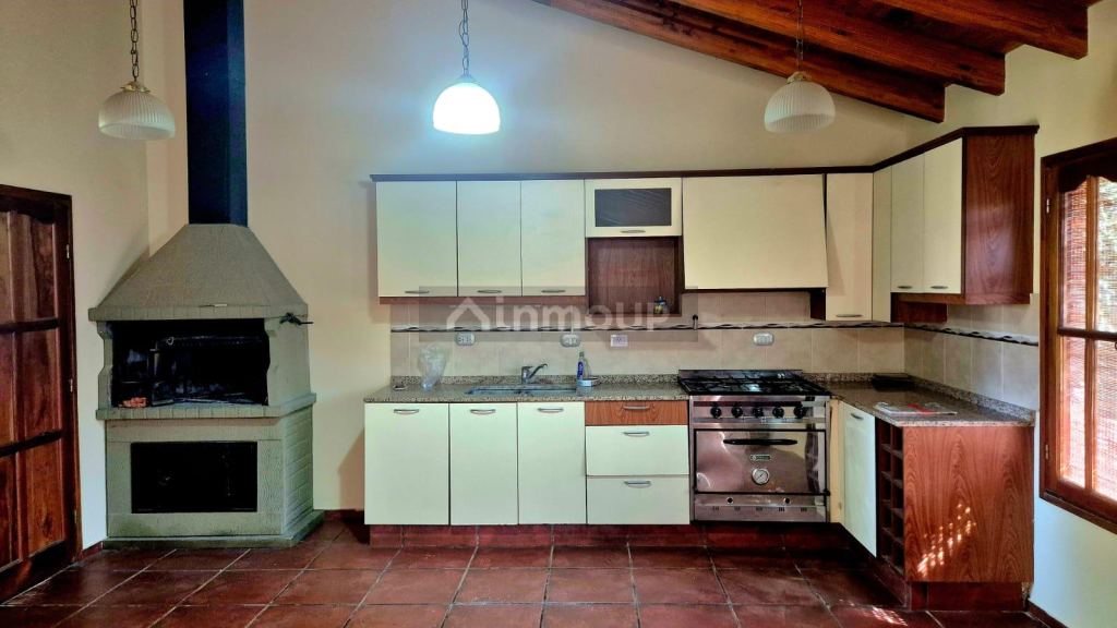 Casa en Venta en Guaymallen, Mendoza