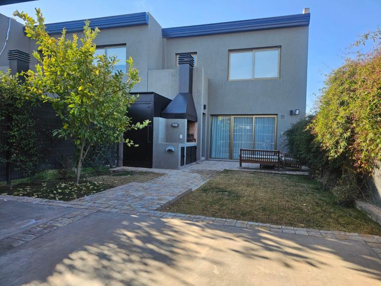 Duplex en Venta en Lujan de Cuyo, Mendoza
