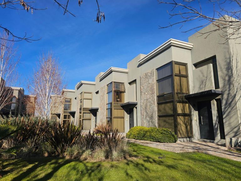 Duplex en Venta en Lujan de Cuyo, Mendoza