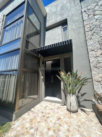 Duplex en Venta en Lujan de Cuyo, Mendoza