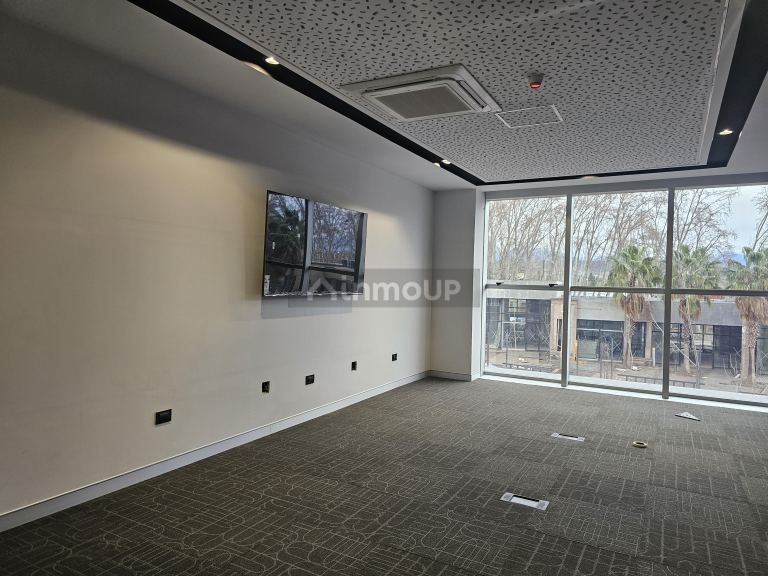 Oficina en Venta en Lujan de Cuyo, Mendoza