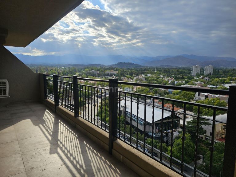 Departamento en Venta en Godoy Cruz, Mendoza