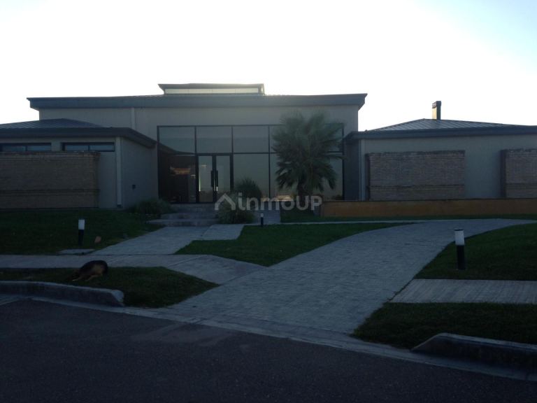 Casa en Alquiler en Lujan de Cuyo, Mendoza