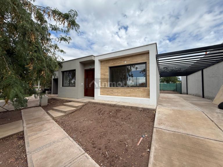 Casa en Alquiler en Lujan de Cuyo, Mendoza