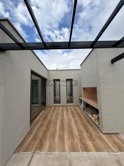 Casa en Alquiler en Lujan de Cuyo, Mendoza