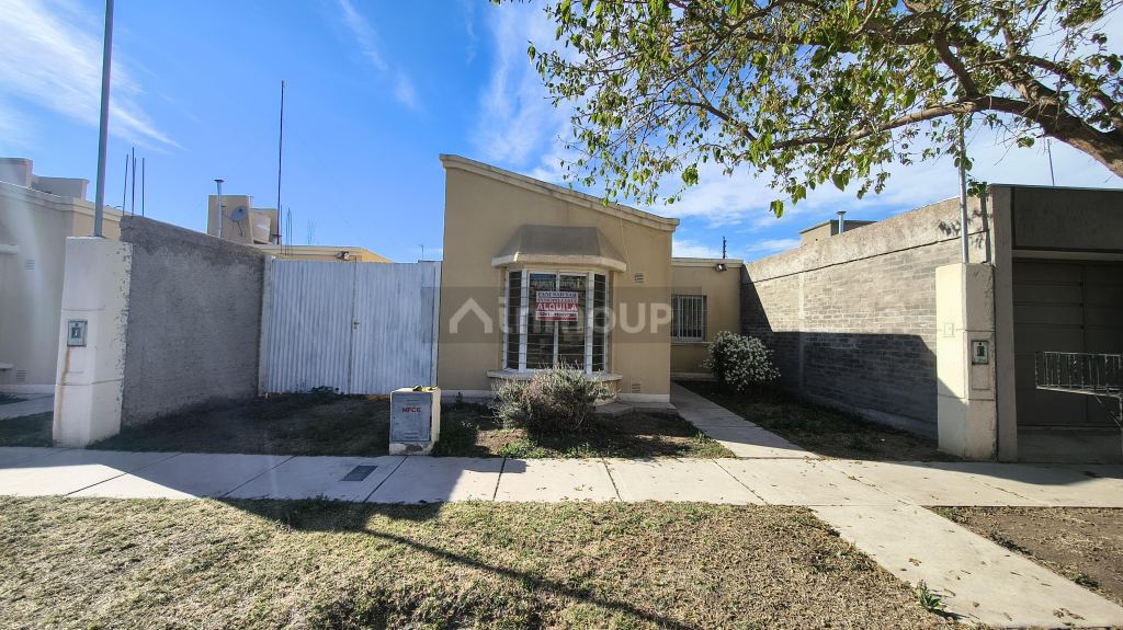San Martin BARRIO  COLONIAL PARQUE ( RUTA 50 2285 - FRENTE A FECOVITA )