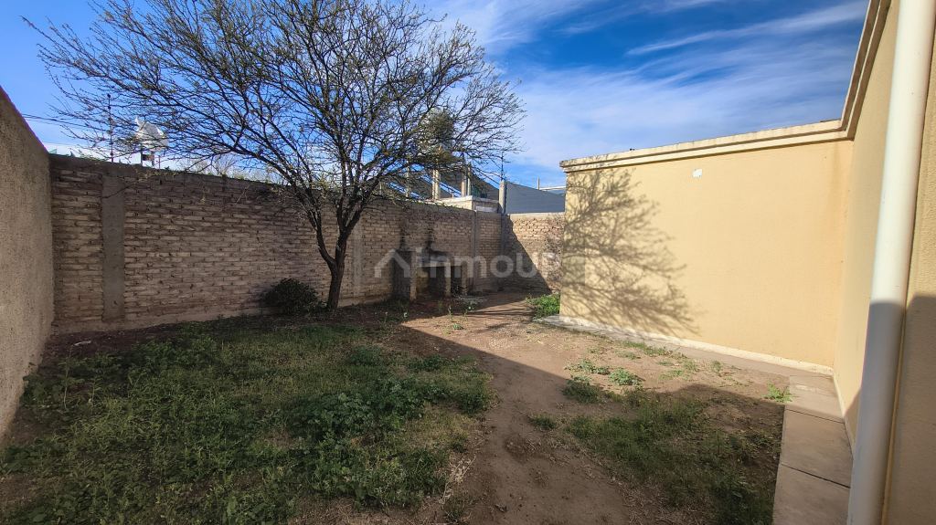 Casa en Alquiler en San Martin, Mendoza - $ 580.000 | Inmoup - 12