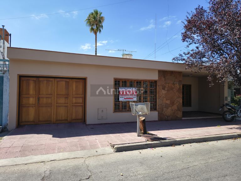 Casa en Venta en San Martin, Mendoza