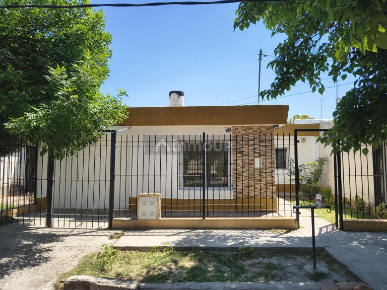 Casa en Alquiler en San Martin, Mendoza