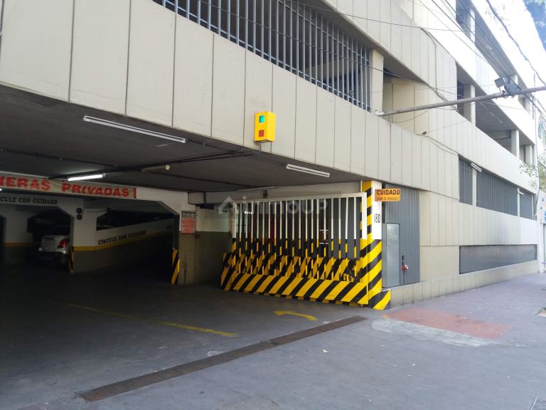 Cochera en Venta en Capital, Mendoza