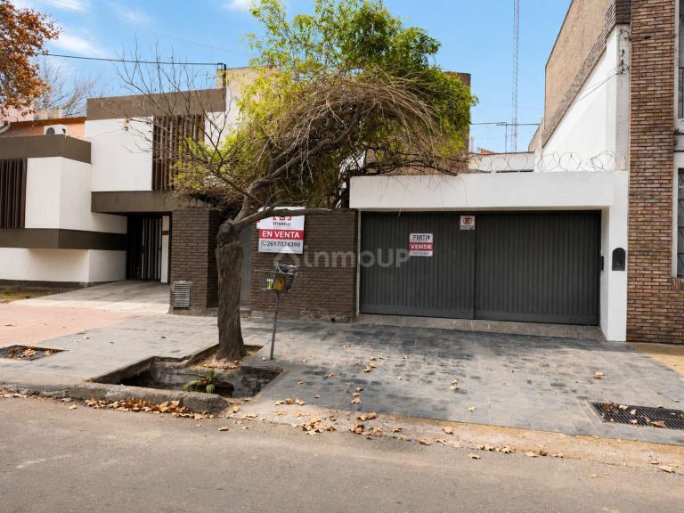Casa en Venta en Capital, Mendoza