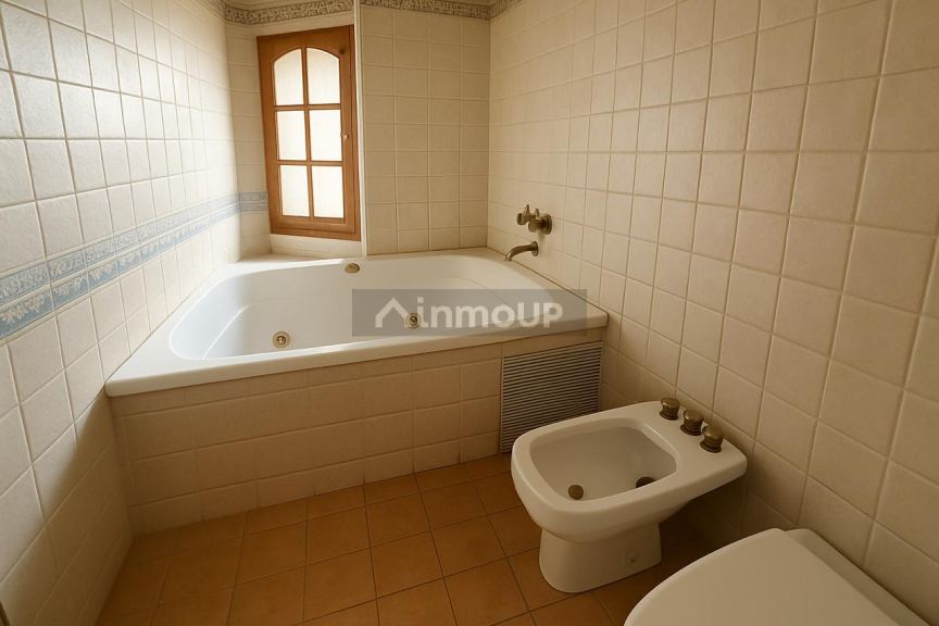 Casa en Venta en Capital, Mendoza