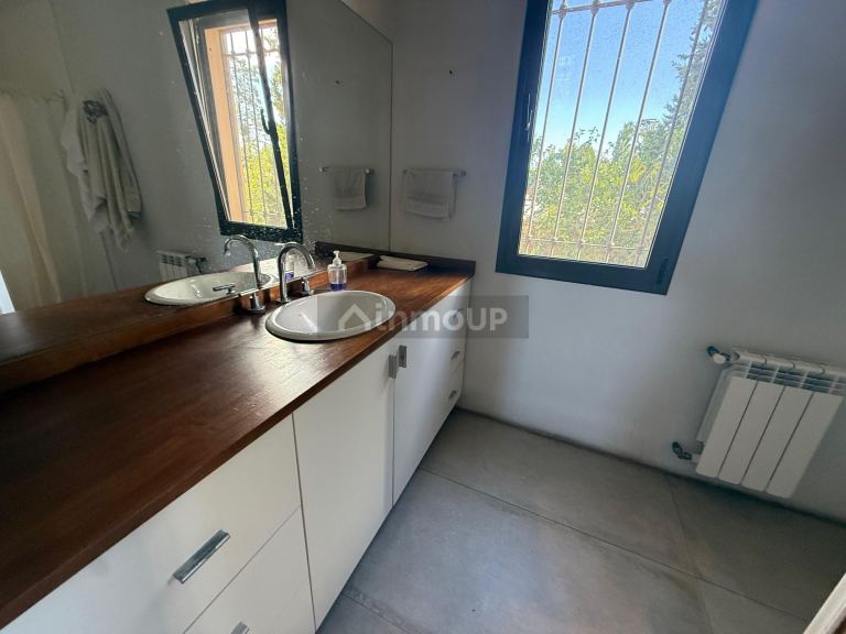 Casa en Venta en Guaymallen, Mendoza