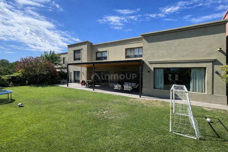 Casa en Venta en Guaymallen, Mendoza